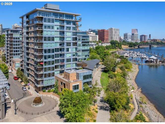 Primary listing photo, 1920 S RIVER DR #1007, Portland, OR, 97201