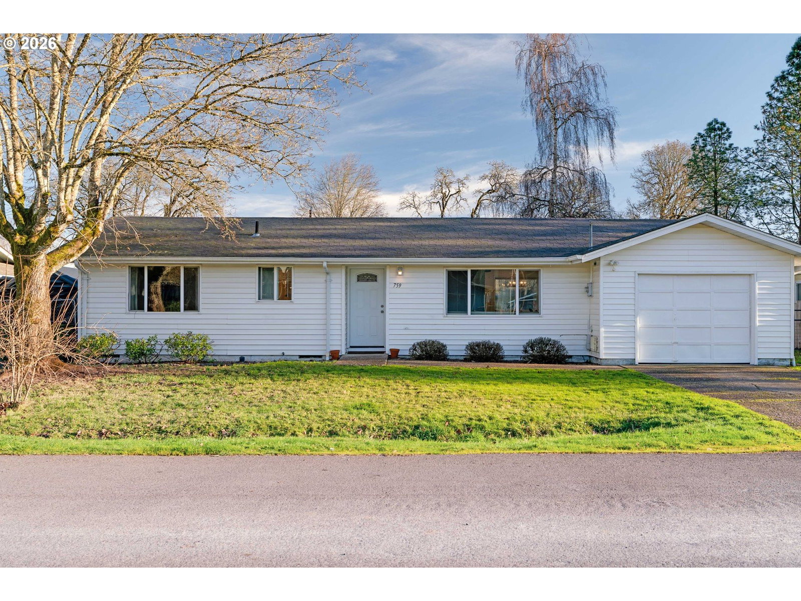 Primary listing photo, 759 SE ELM ST, Dundee, OR, 97115