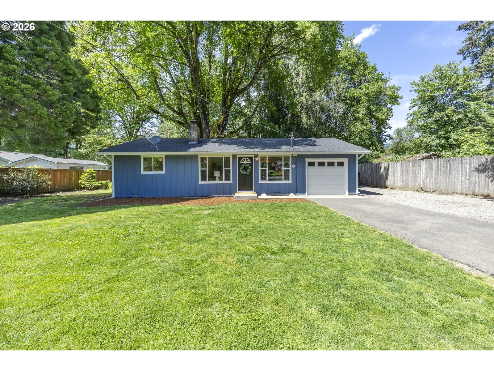 Listing photo 1 of 6