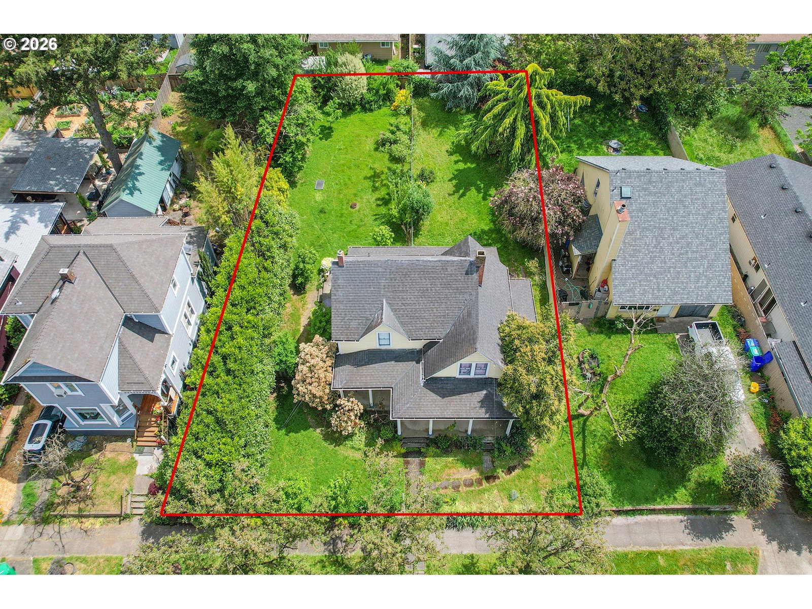 Listing photo 1 of 6