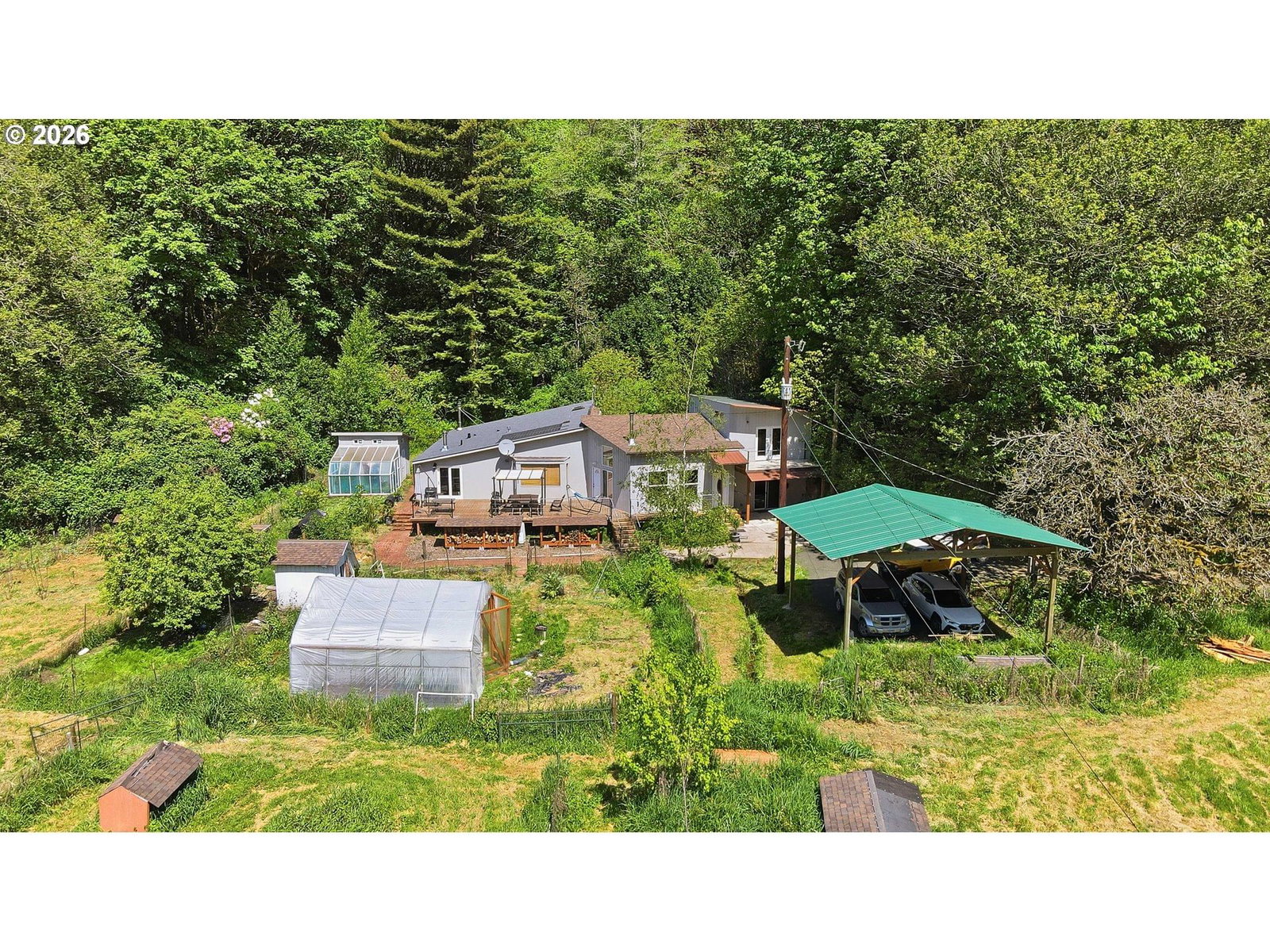 Listing photo 1 of 6