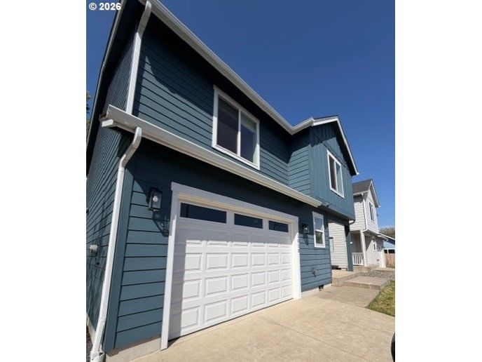 Listing photo 1 of 6