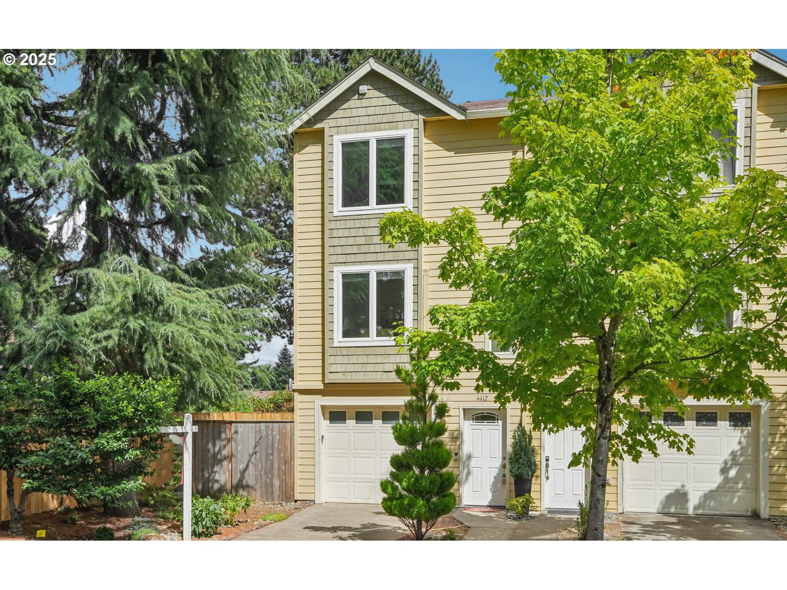 Primary listing photo, 4412 SE 101ST AVE, Portland, OR, 97266