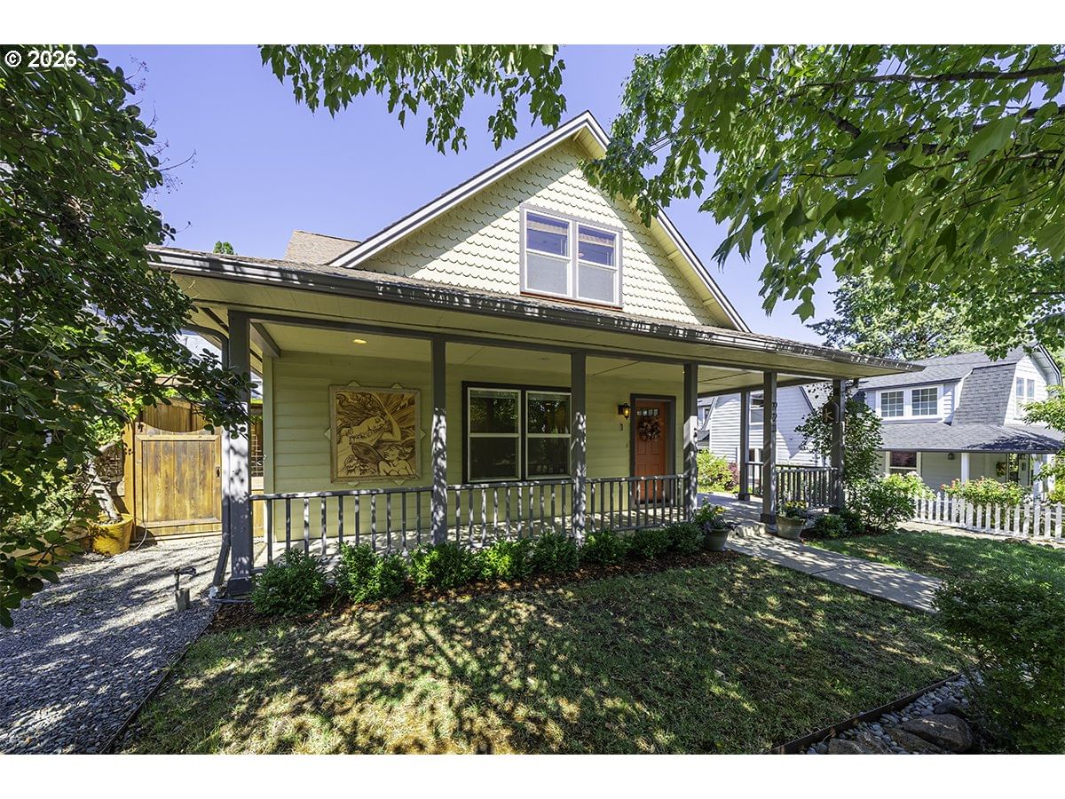 Listing photo 1 of 6