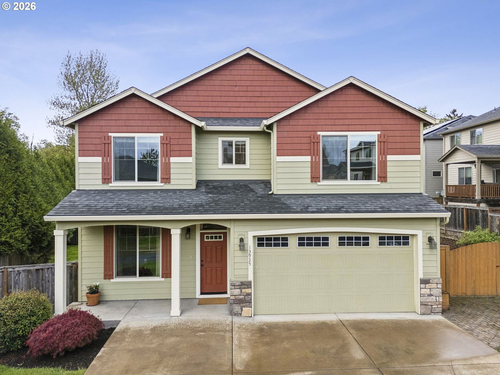 Primary listing photo, 13925 SE MOUNTAIN VIEW LN, Clackamas, OR, 97015