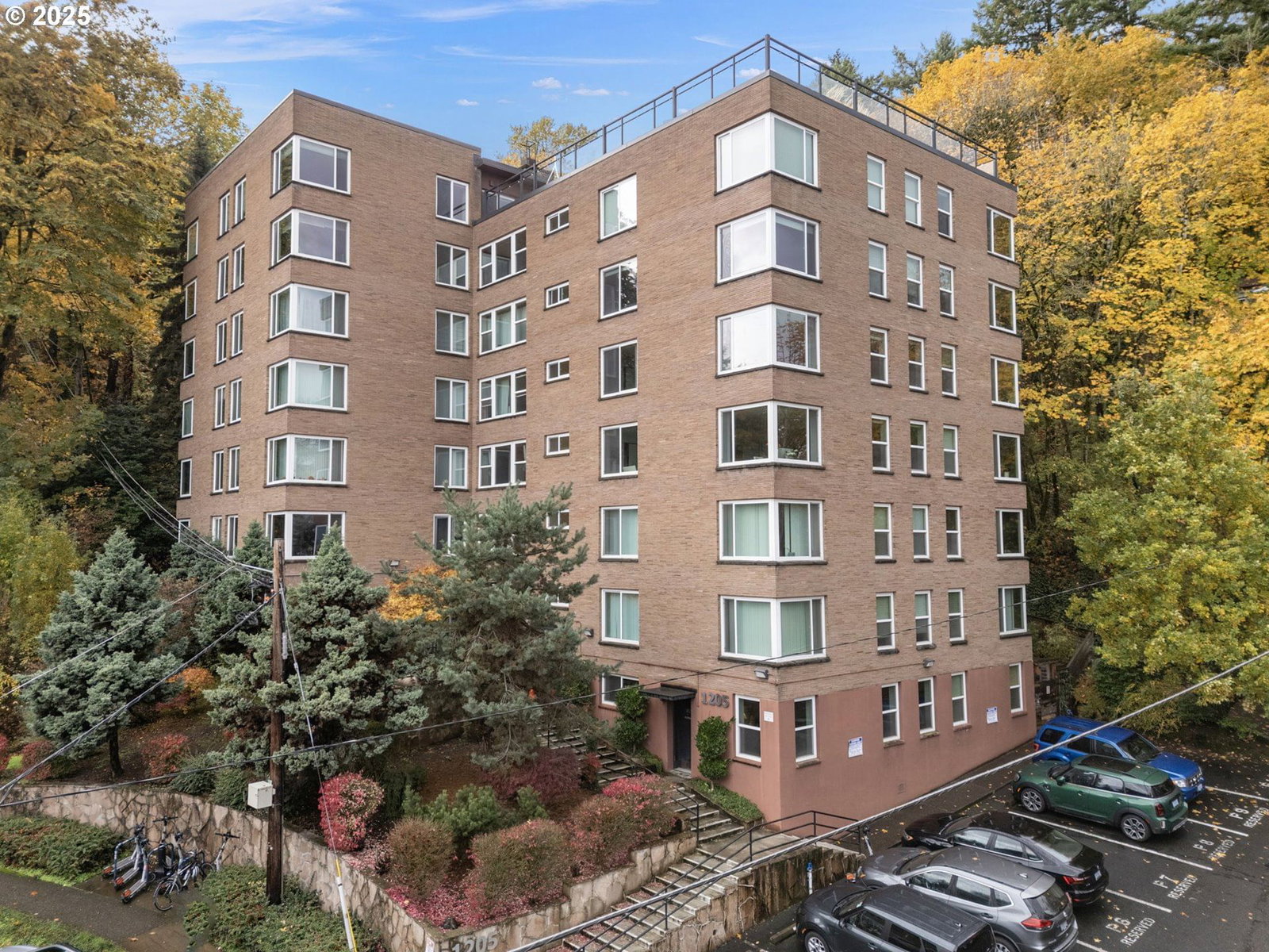 Primary listing photo, 1205 CARDINELL DR #102, Portland, OR, 97201