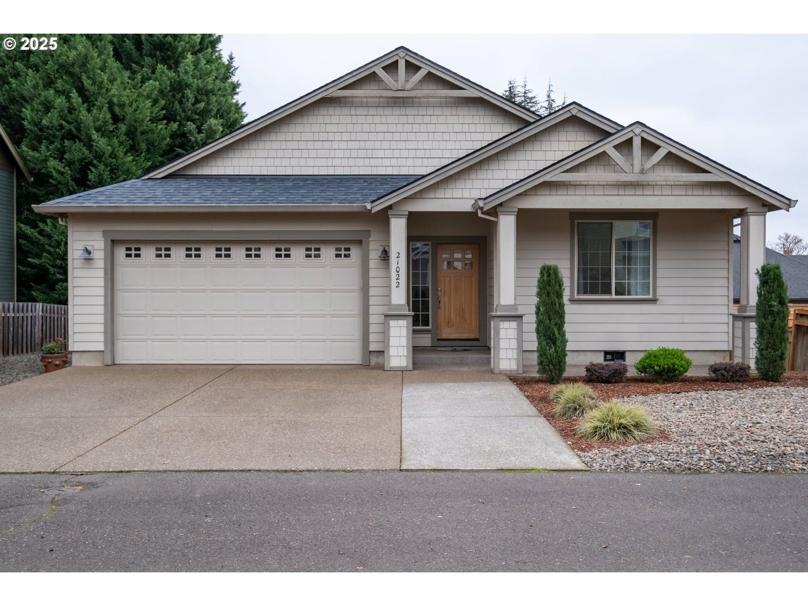 Primary listing photo, 21022 JENNY MARIE LN, Aurora, OR, 97002