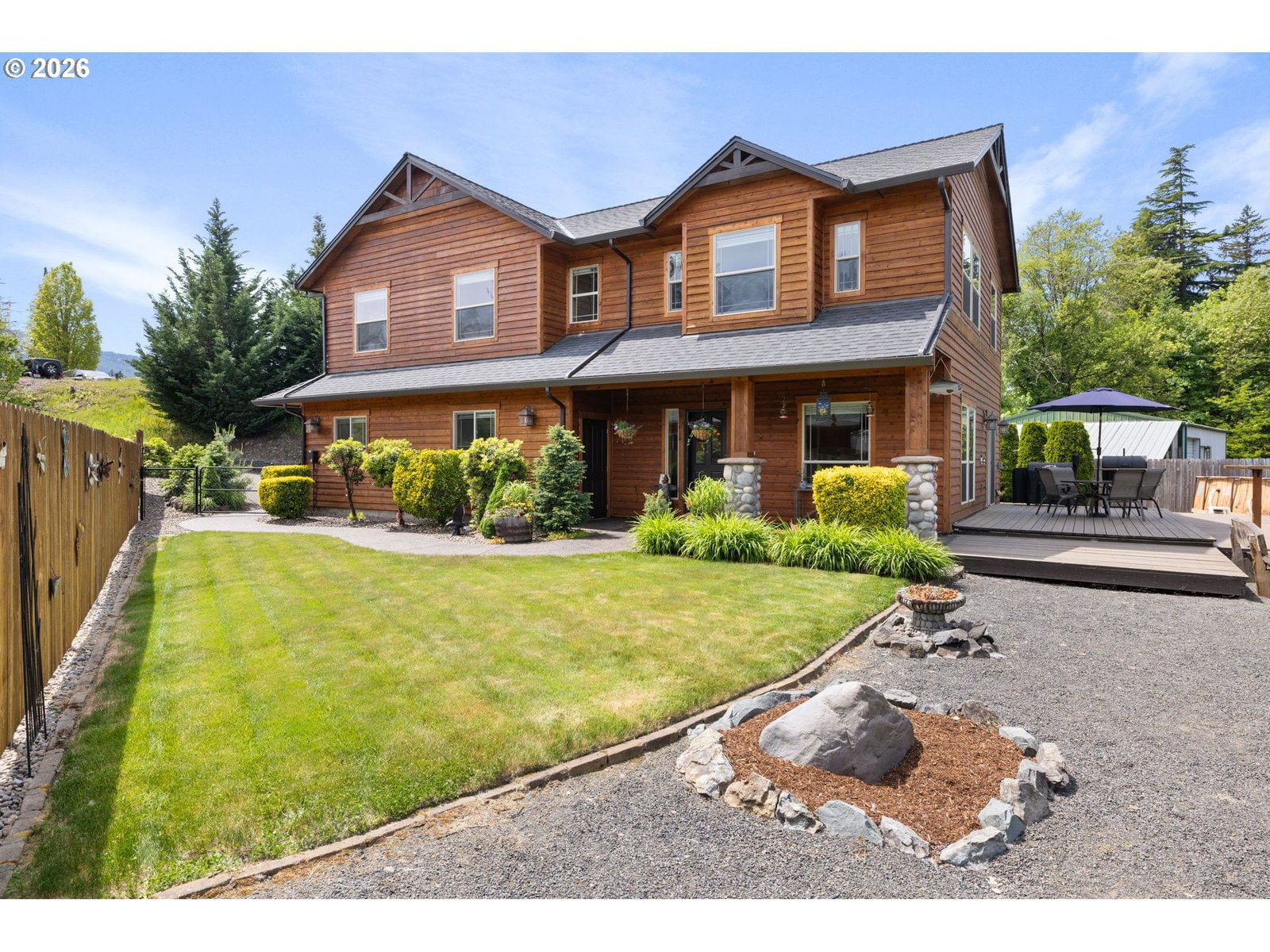 Listing photo 1 of 6