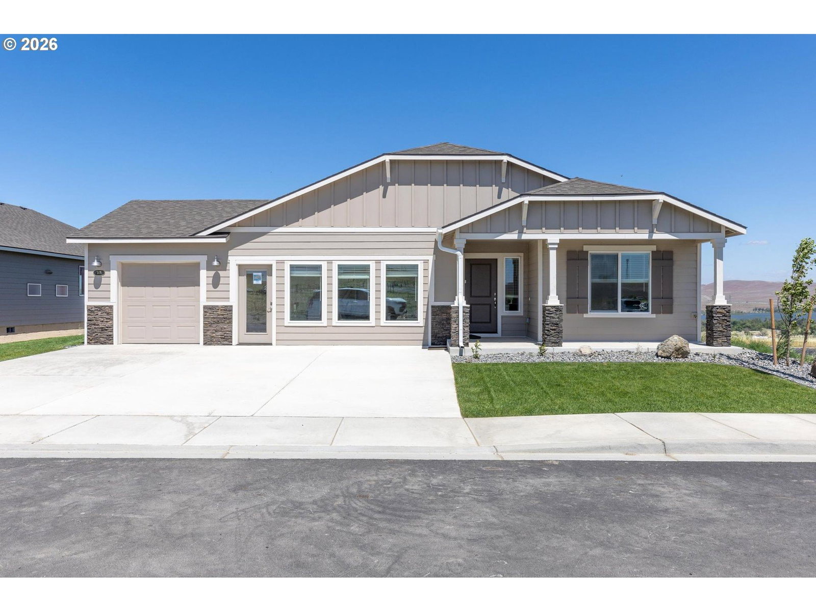 Primary listing photo, 305 Taft ST, Umatilla, OR, 97882