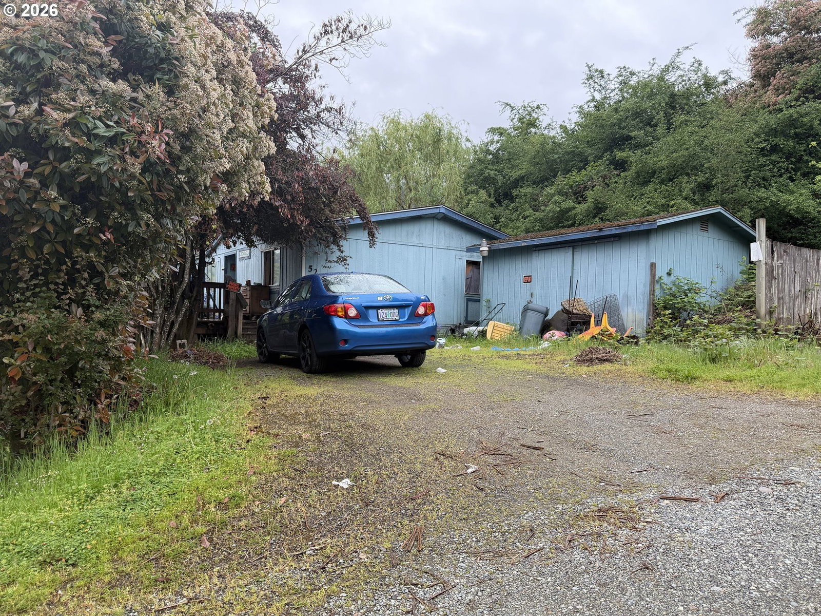 Listing photo 1 of 3