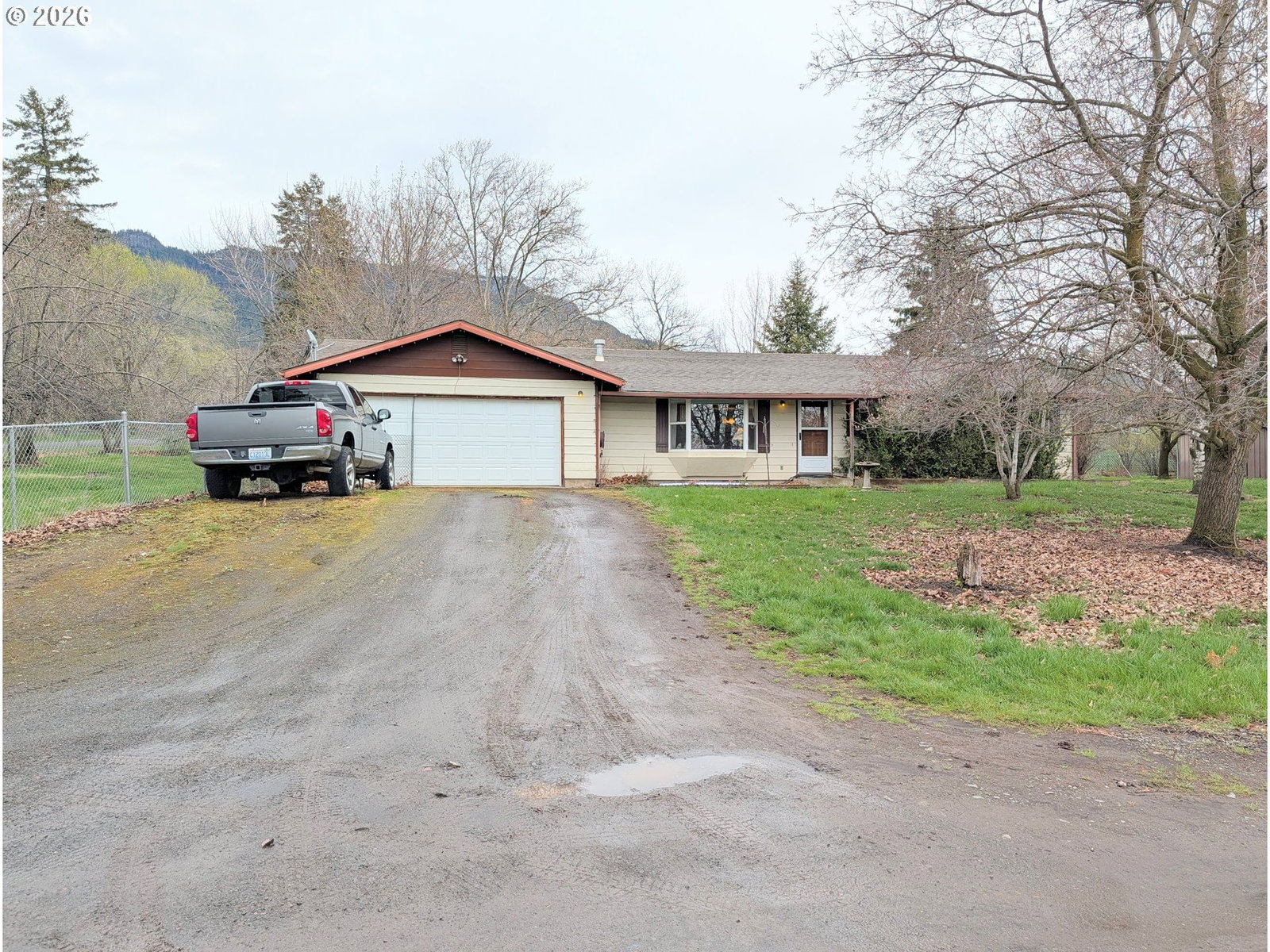 Primary listing photo, 60923 OVERLOOK DR, Cove, OR, 97824