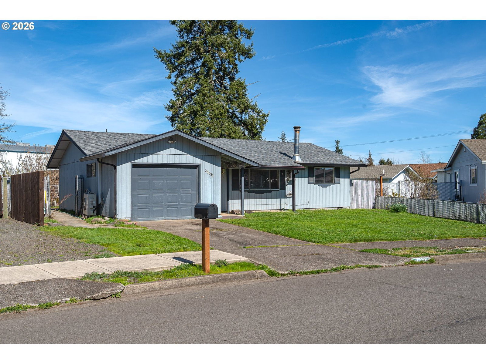 Primary listing photo, 25031 WOODLAND AVE, Veneta, OR, 97487