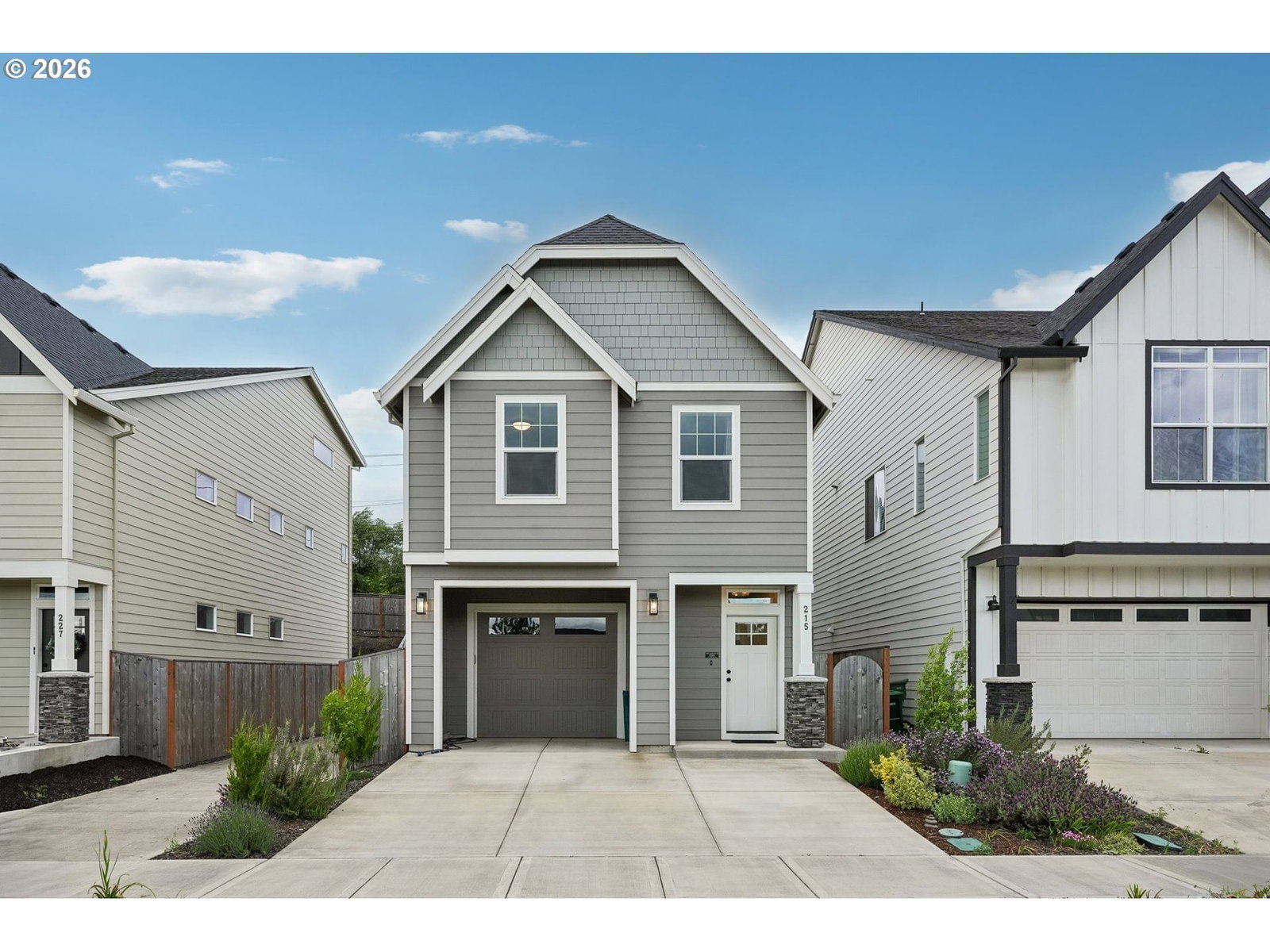 Listing photo 1 of 6