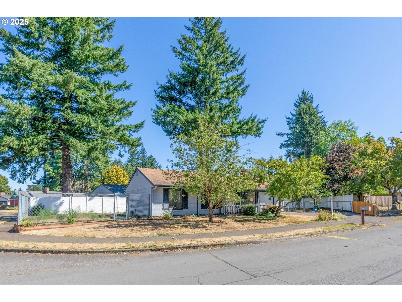 Primary listing photo, 16671 SE HAIG DR, Portland, OR, 97236