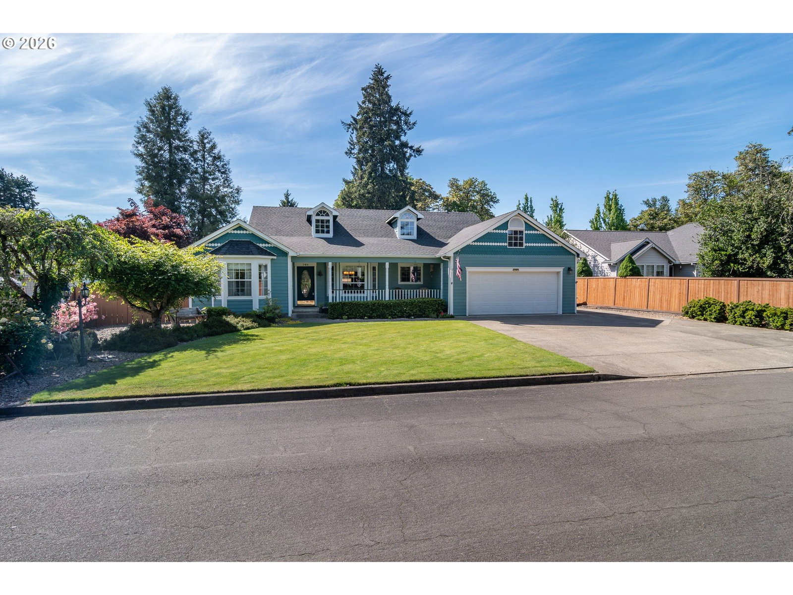 Listing photo 1 of 6