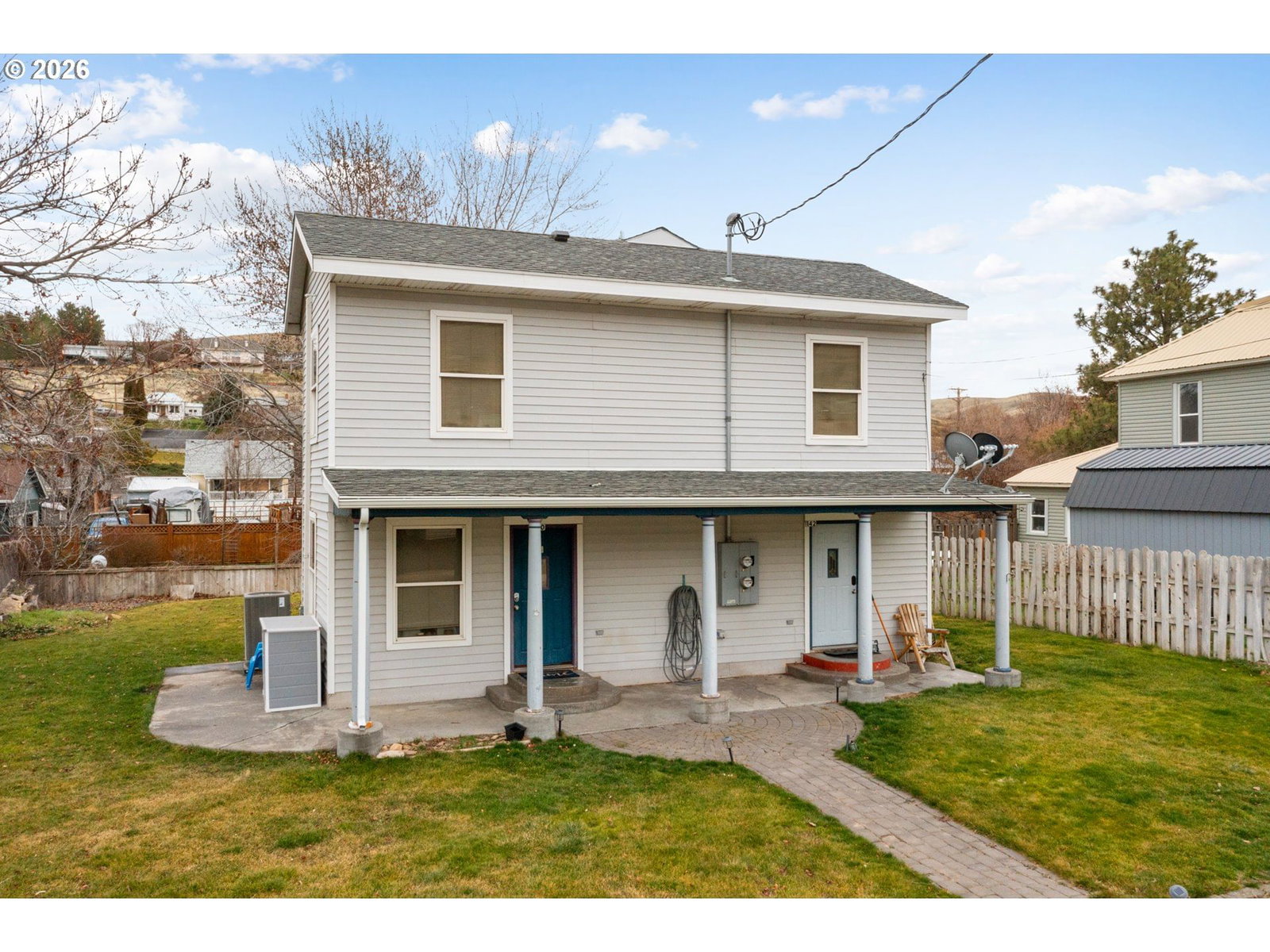 Listing photo 1 of 6
