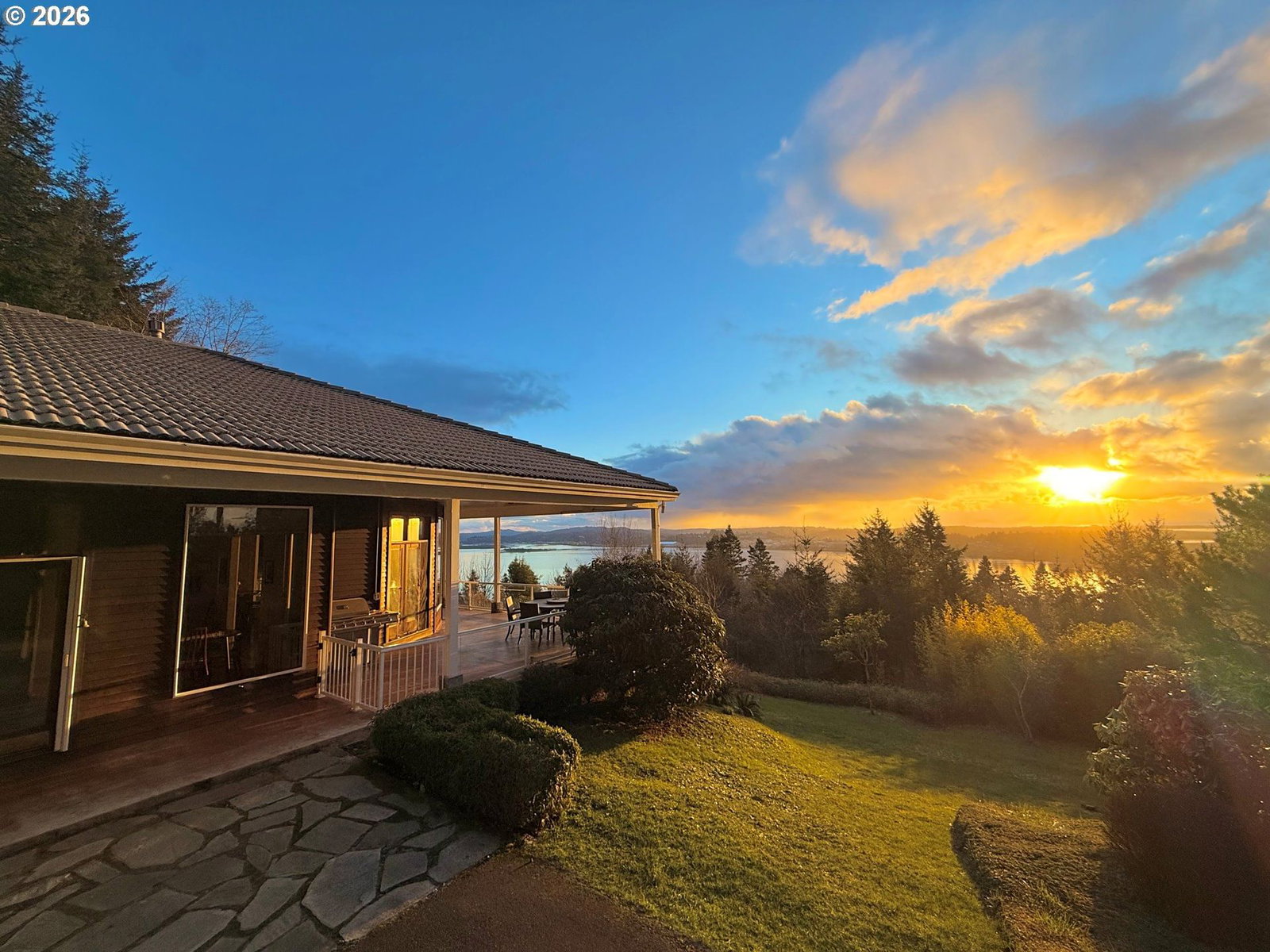 Primary listing photo, 93883 MAKAI LN, North Bend, OR, 97459