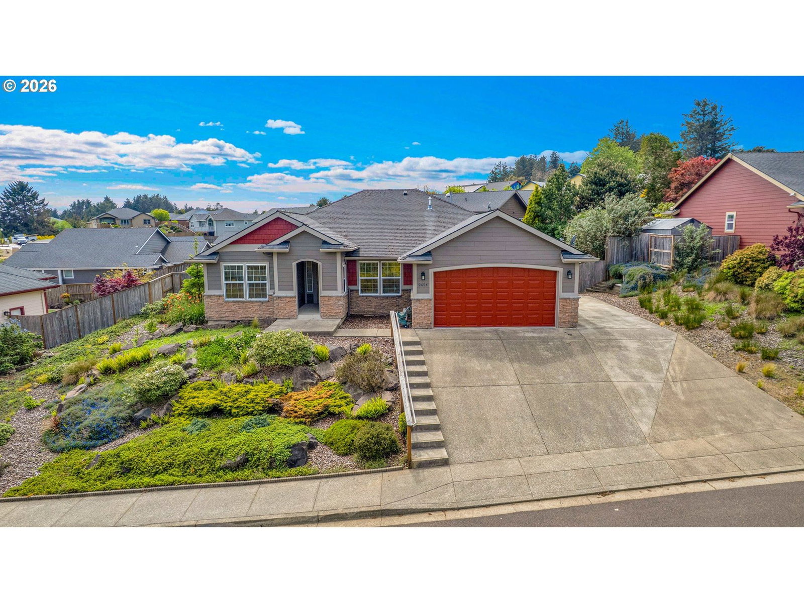 Listing photo 1 of 6