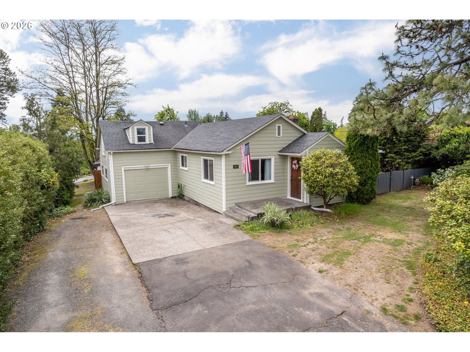 Primary listing photo, 3403 COLUMBIA HEIGHTS RD, Longview, WA, 98632