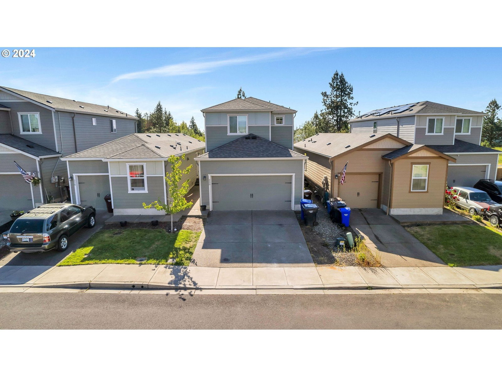 Primary listing photo, 330 FOREST LN, Molalla, OR, 97038