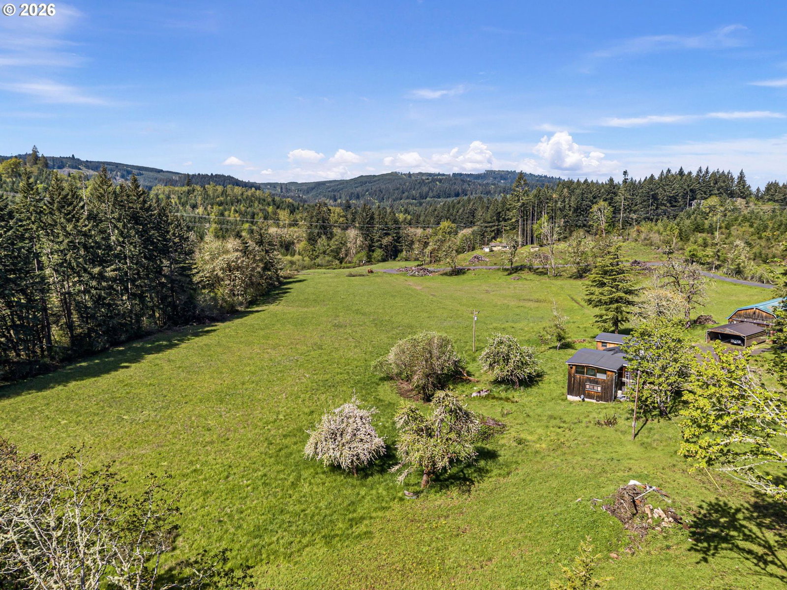 Listing photo 1 of 6