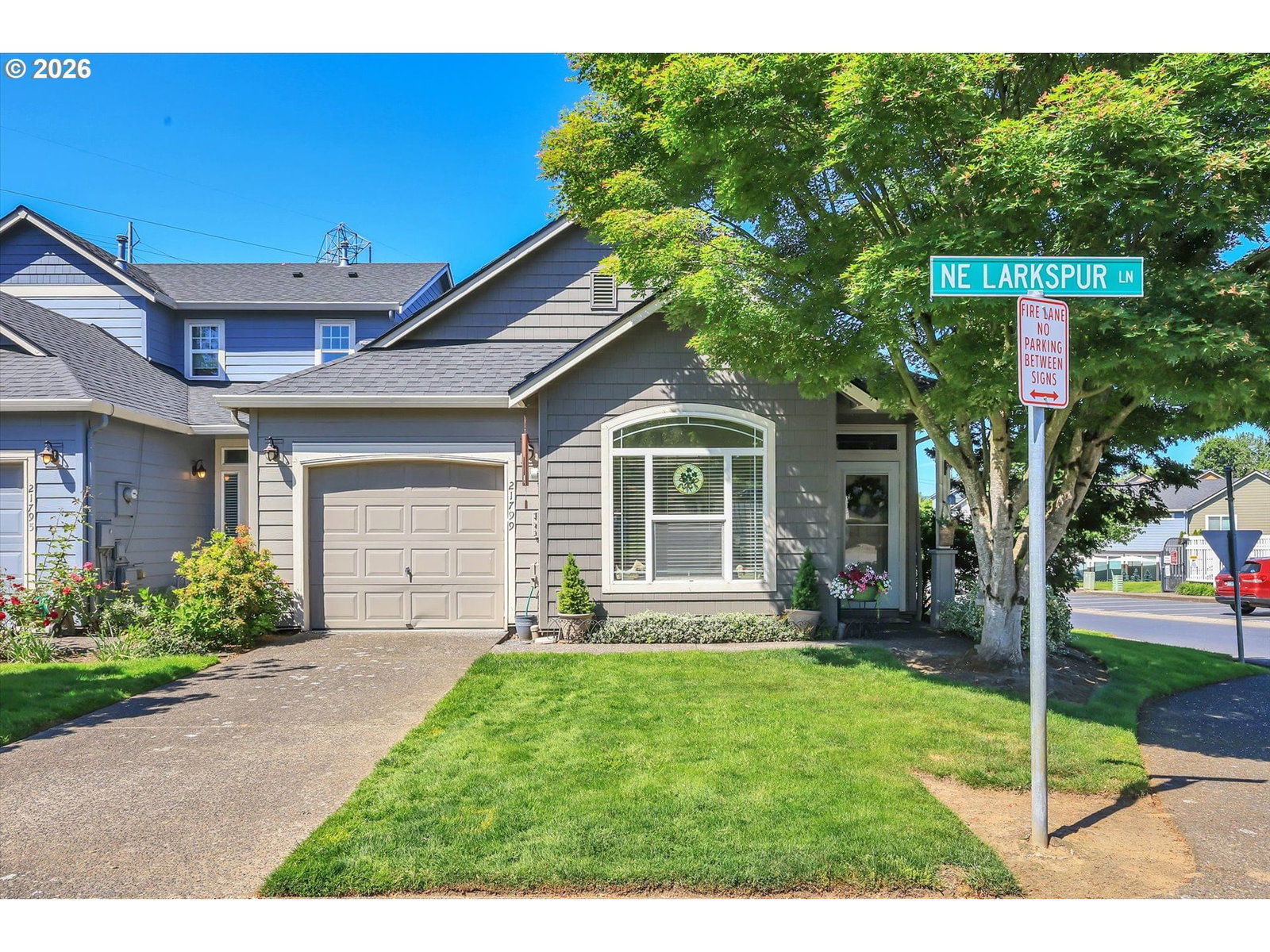 Listing photo 1 of 6