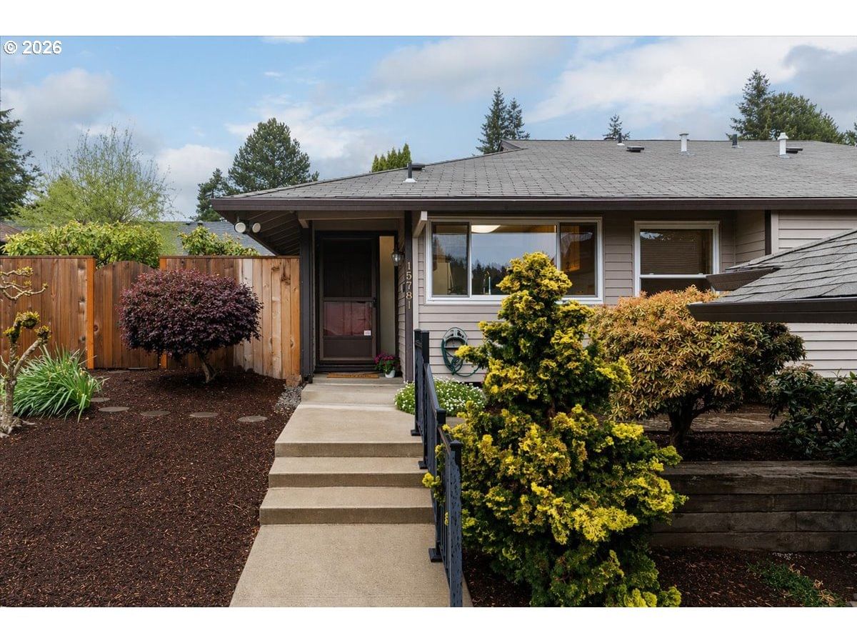 Primary listing photo, 15781 SW VILLAGE CIRCLE Cir, Beaverton, OR, 97007