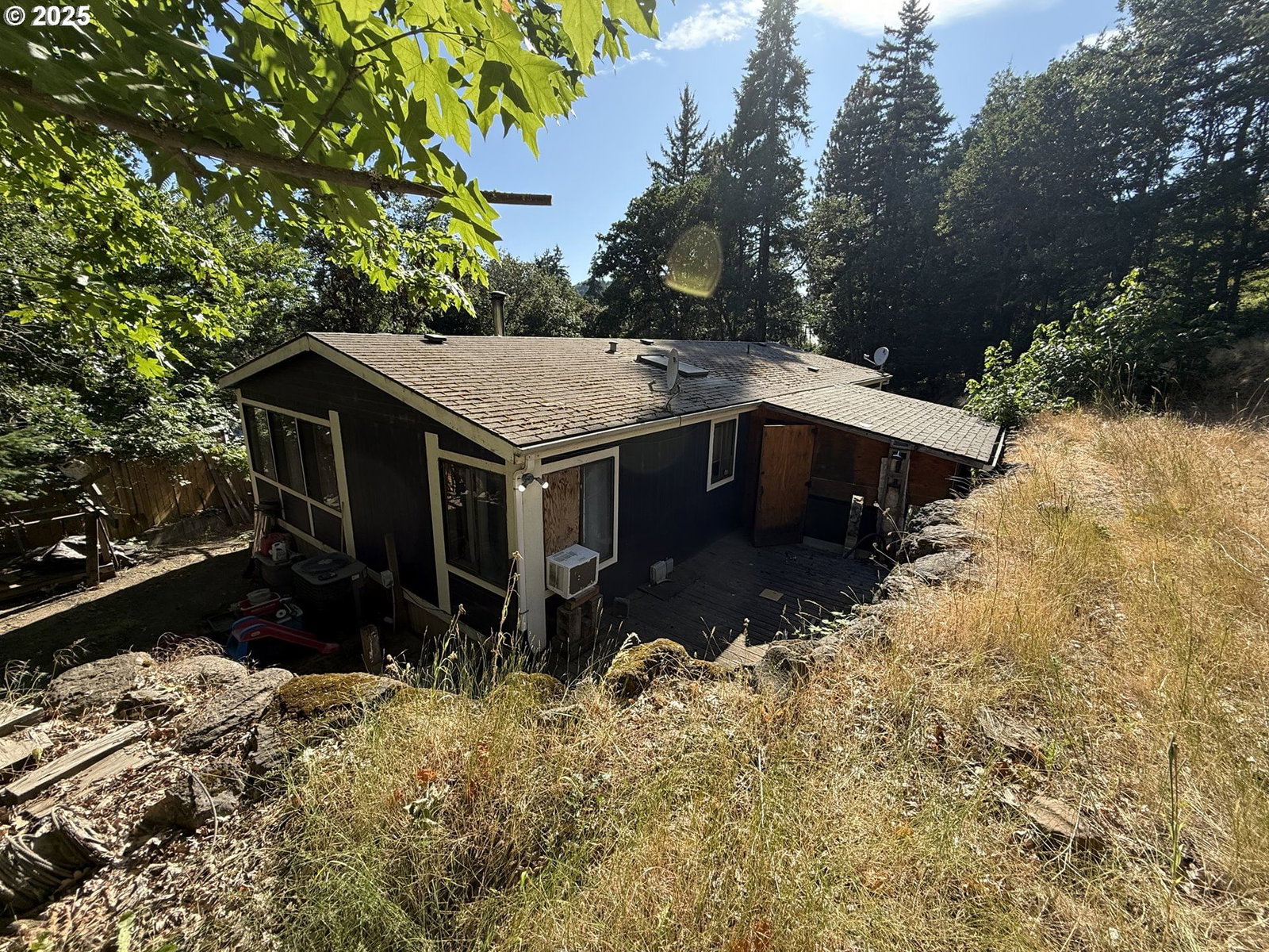Primary listing photo, 590 NE SPRING ST, White Salmon, WA, 98672