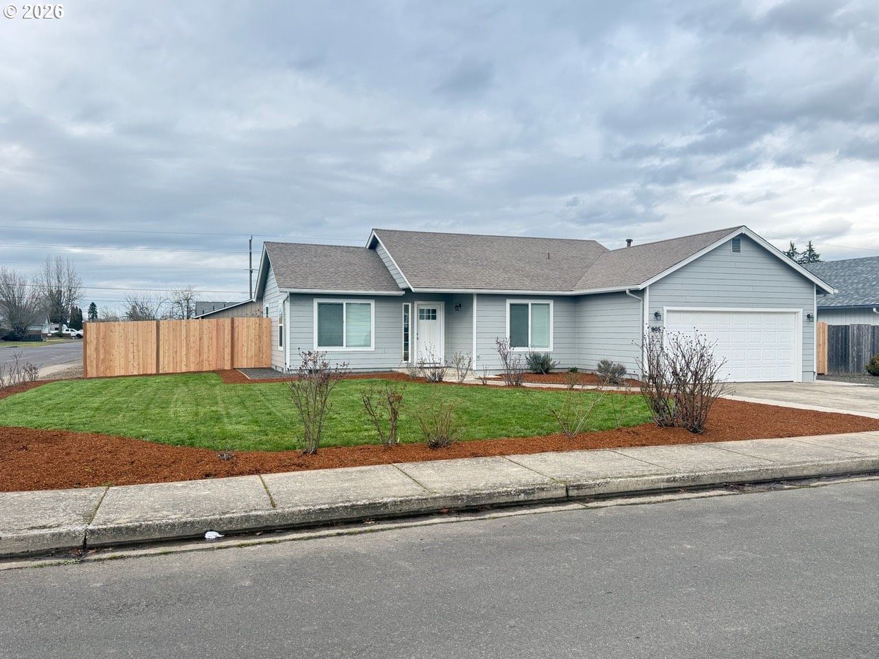 Primary listing photo, 905 MONROE ST, Harrisburg, OR, 97446