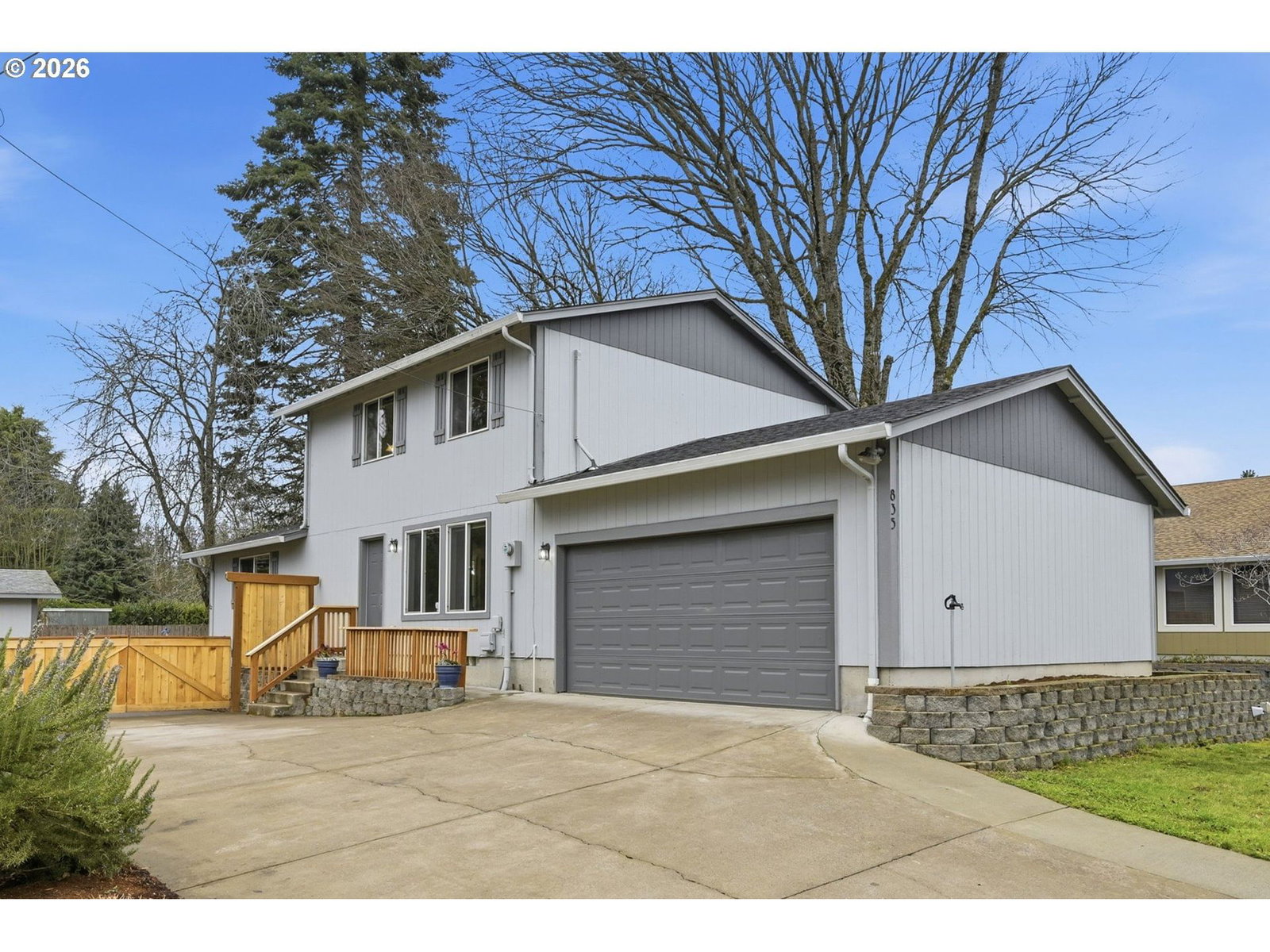 Primary listing photo, 835 BOBOLINK AVE, Eugene, OR, 97404