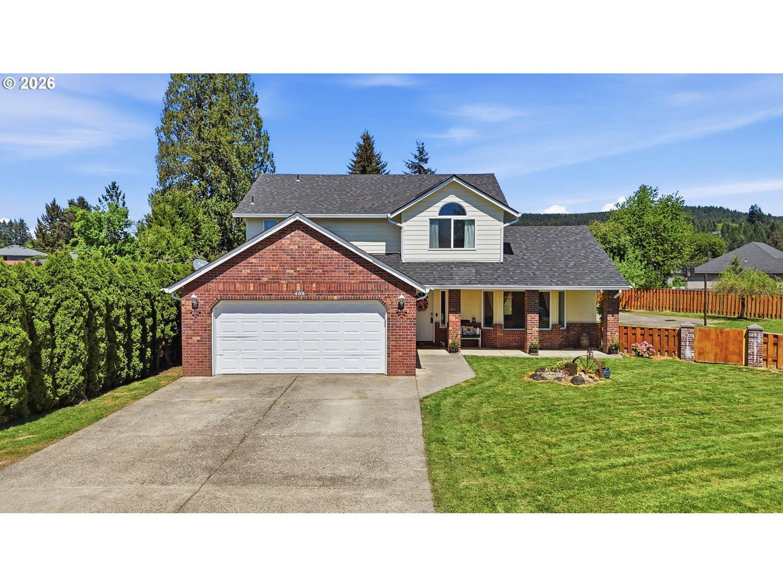 Listing photo 1 of 6