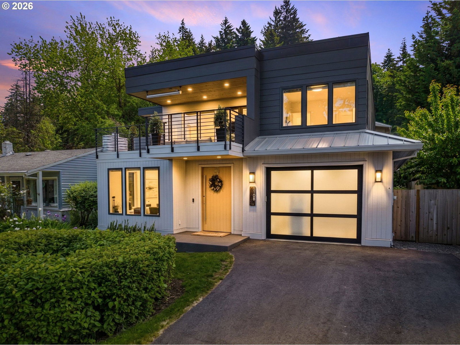 Listing photo 1 of 6