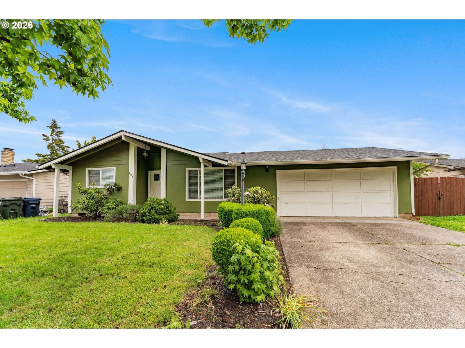 Listing photo 1 of 6