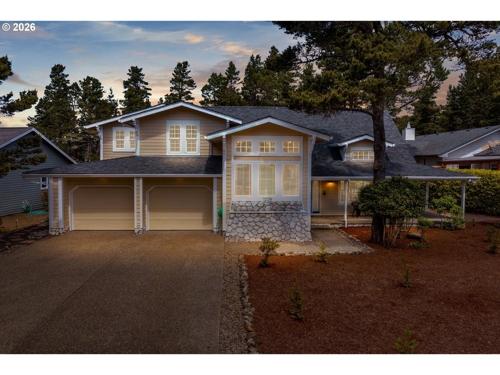 Listing photo 1 of 6