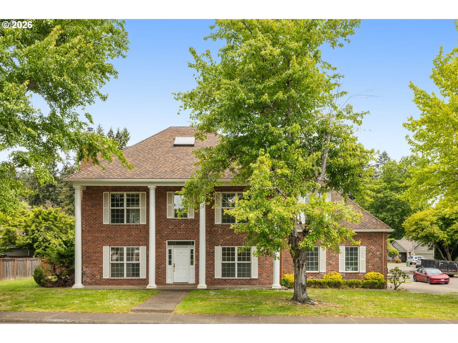 Listing photo 1 of 6