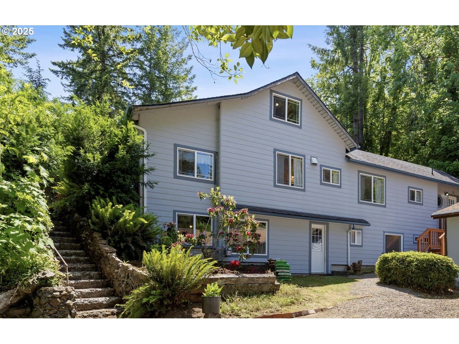 Listing photo 1 of 1
