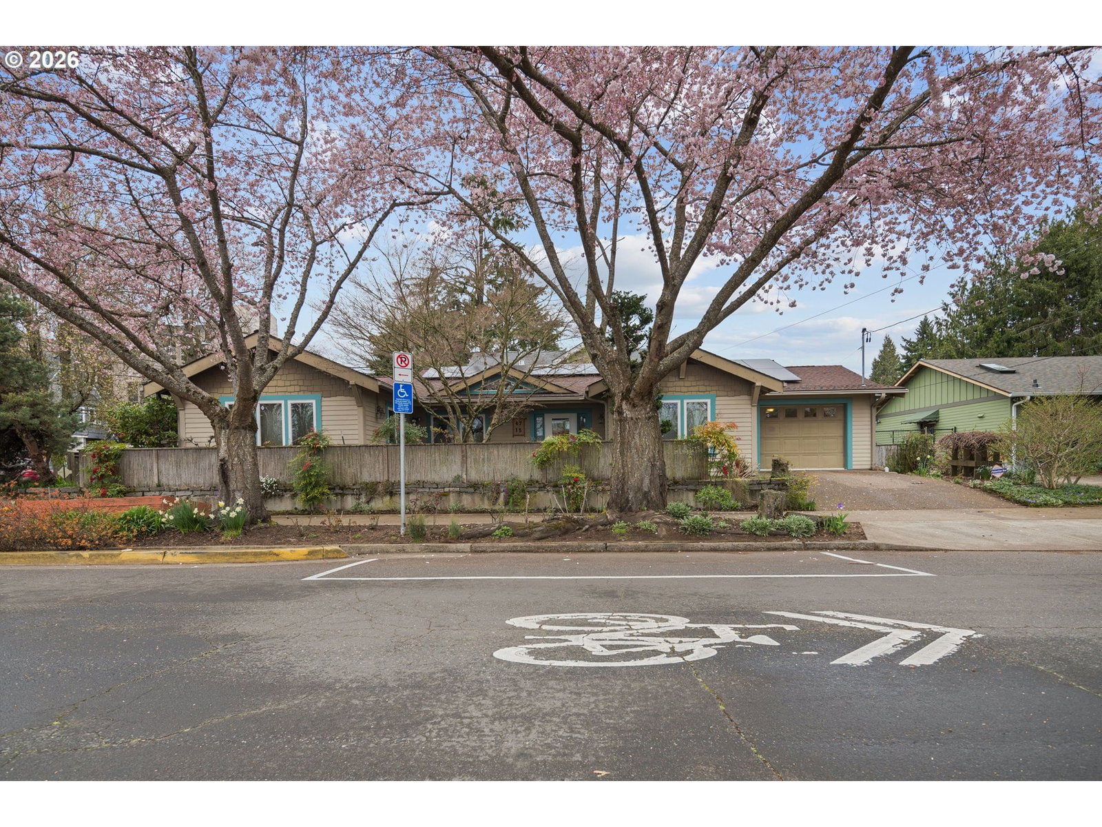Primary listing photo, 4715 NE EVERETT ST, Portland, OR, 97213
