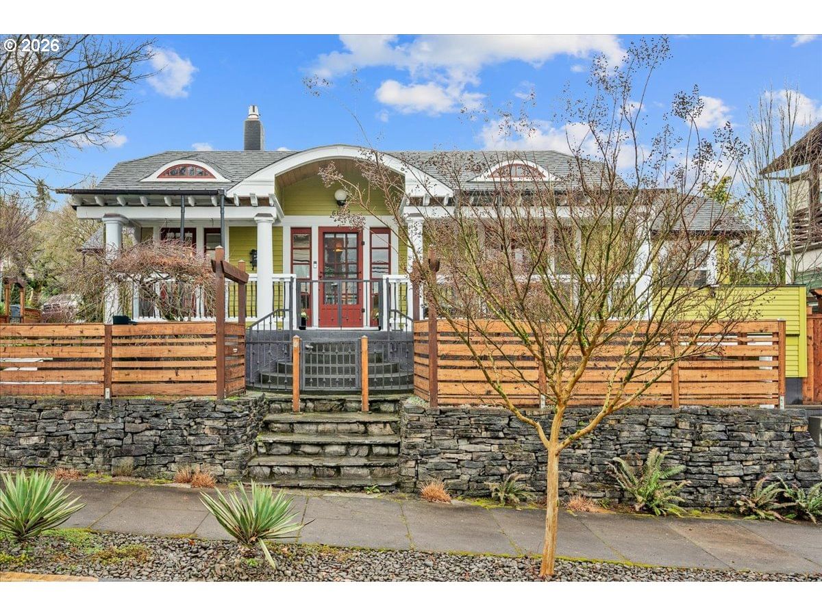 Primary listing photo, 6044 SE STARK ST, Portland, OR, 97215