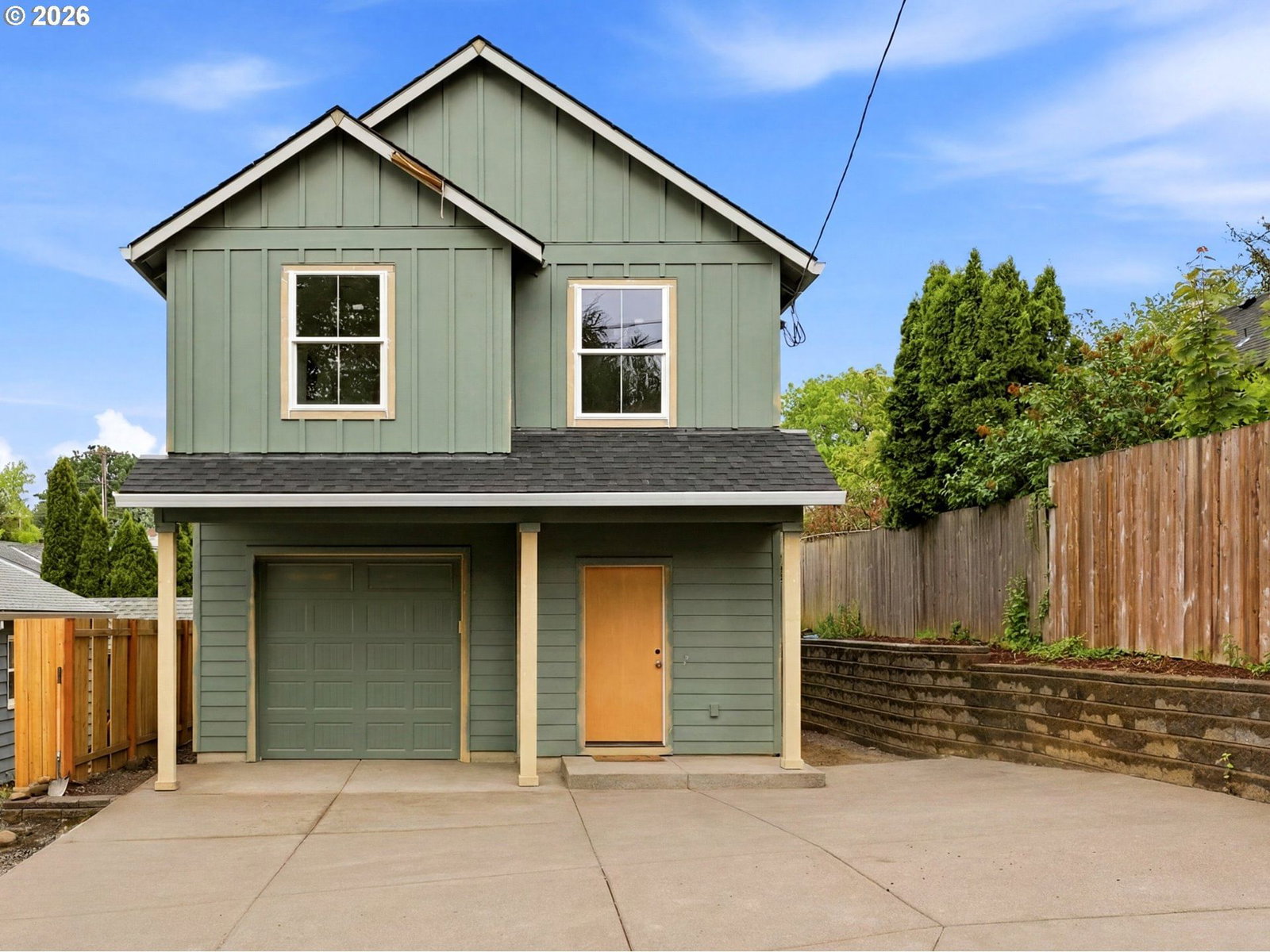 Listing photo 1 of 6