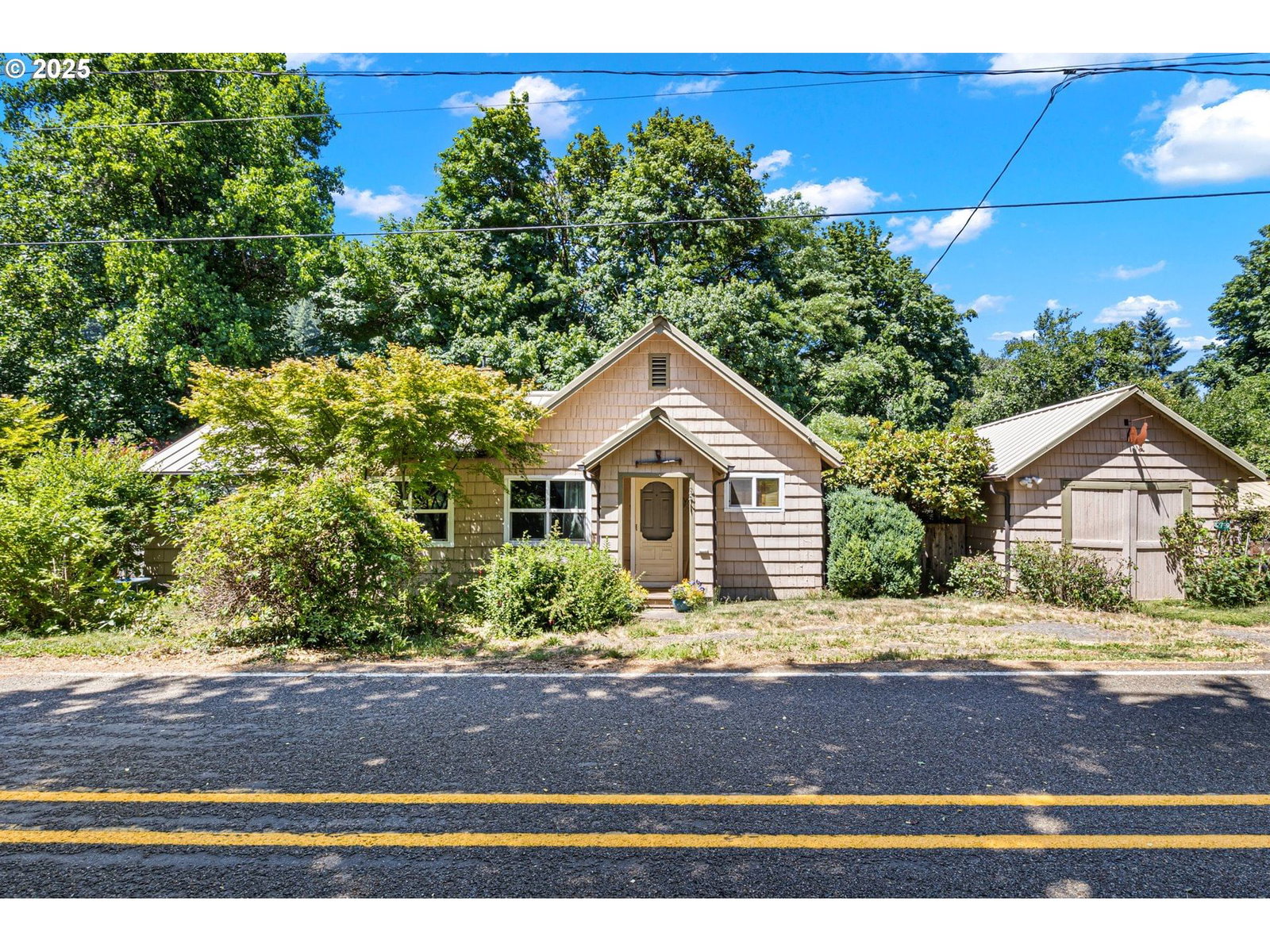 Primary listing photo, 42799 LEABURG DR, Walterville, OR, 97489