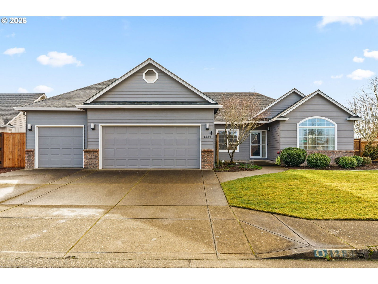 Primary listing photo, 1284 ALDERBROOK LN, Eugene, OR, 97404