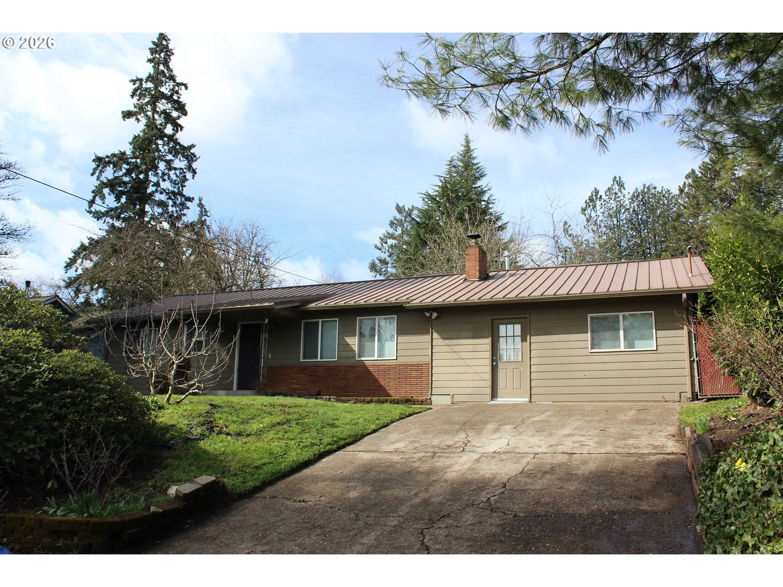 Primary listing photo, 131 SE ANNE ST, McMinnville, OR, 97128