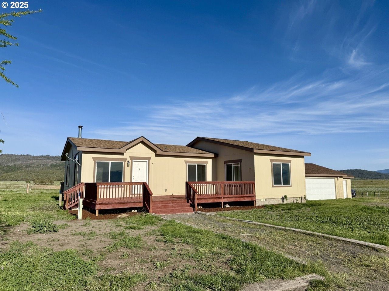 Listing photo 1 of 6