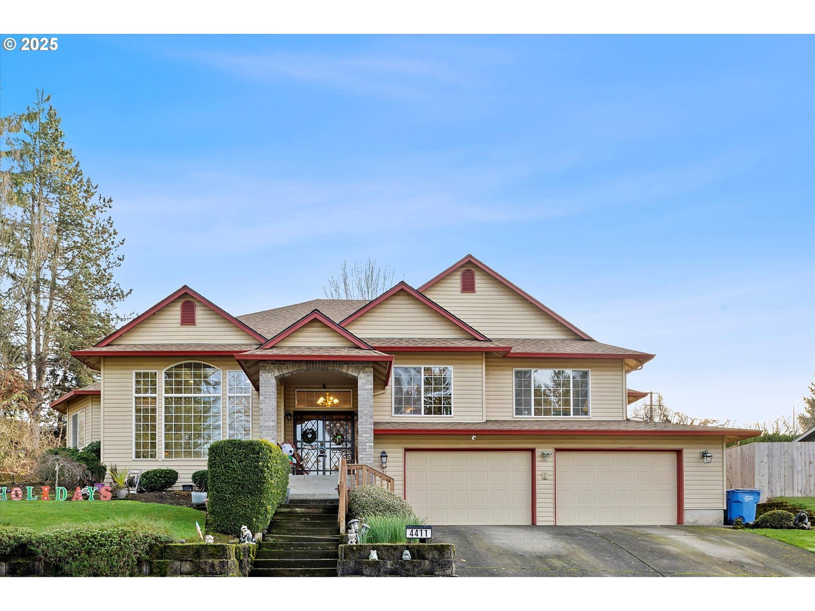 4411 E 15TH ST, $660,000