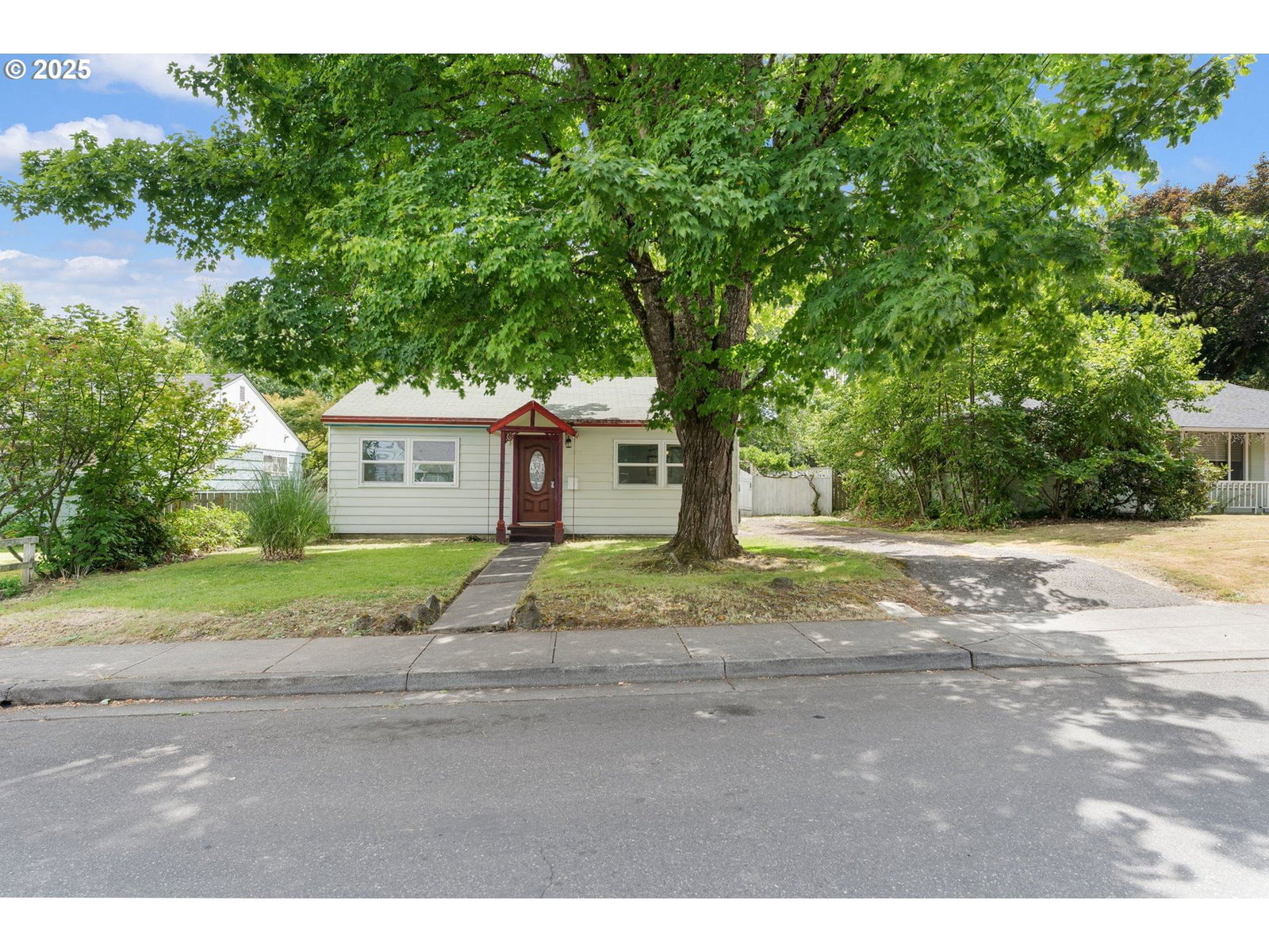 Primary listing photo, 11870 SW 13TH ST, Beaverton, OR, 97005