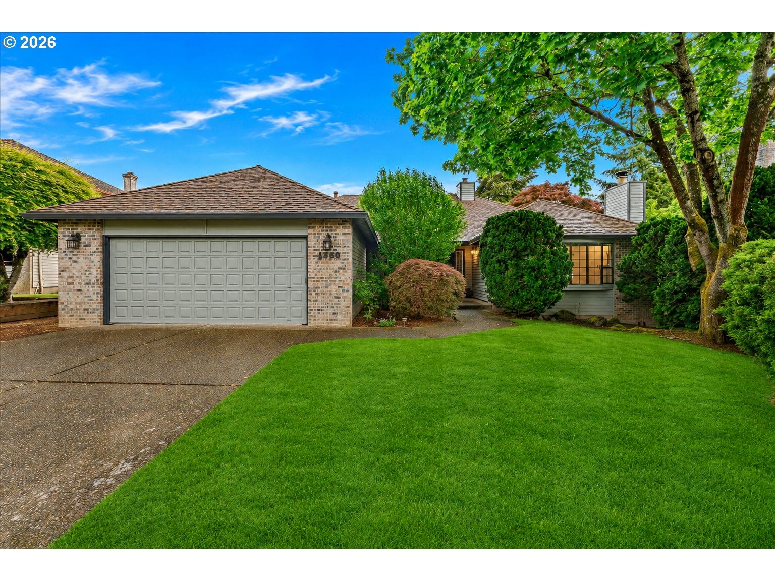 Listing photo 1 of 6