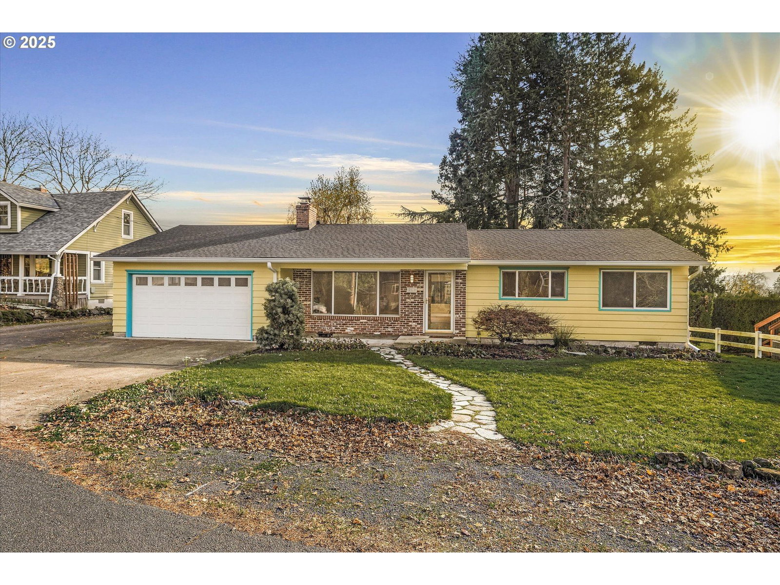 Primary listing photo, 2810 SE SWAIN AVE, Milwaukie, OR, 97267
