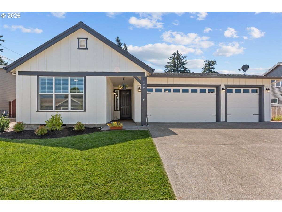 Primary listing photo, 229 NE 17TH AVE, Canby, OR, 97013