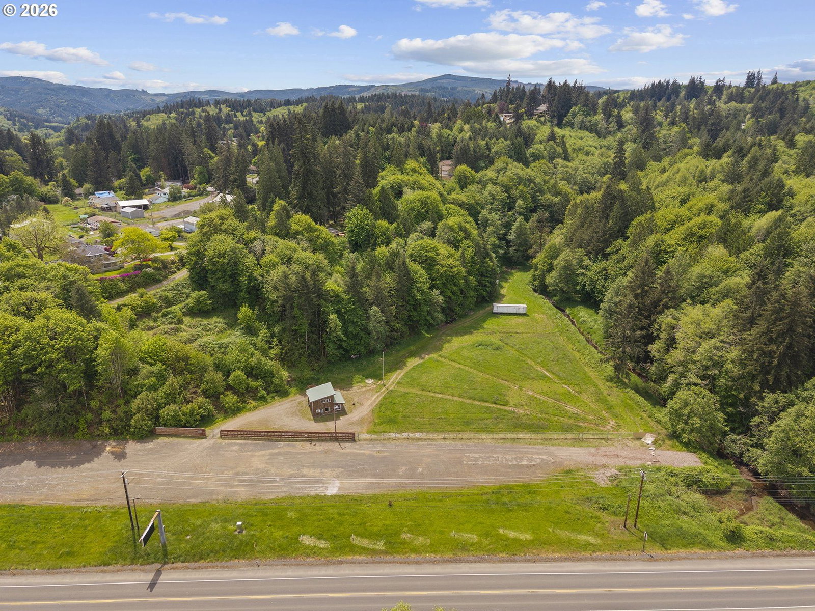 Listing photo 1 of 6