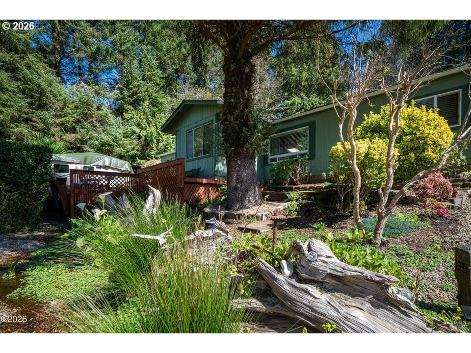 Listing photo 1 of 6